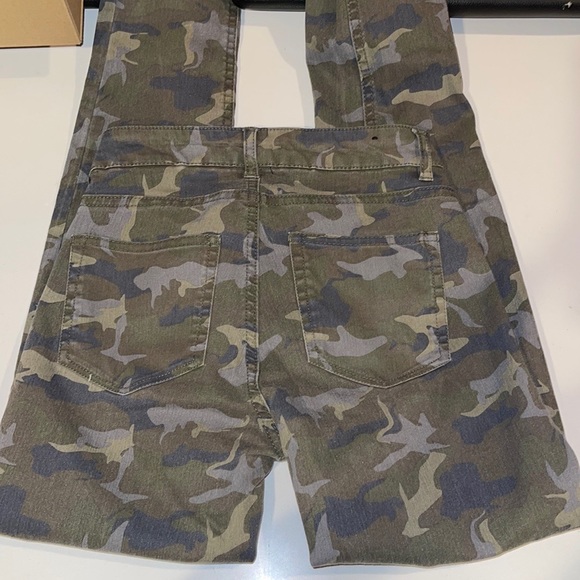 Camouflage Skinny Jean - Picture 2 of 3